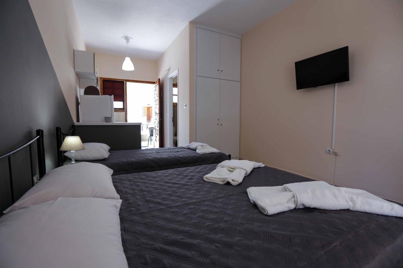 Ak Village Rooms Drepano  Extérieur photo